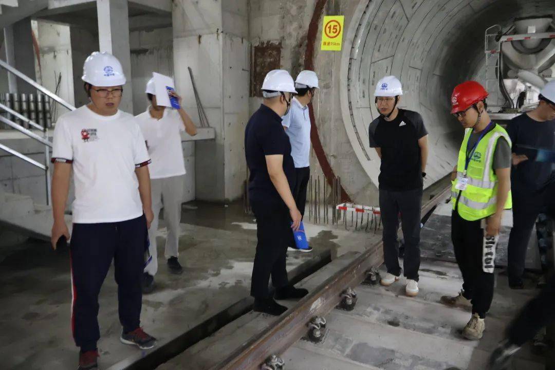 百人围观天津地铁4号线北段轨道工程获各路建筑大咖点赞！(图6)