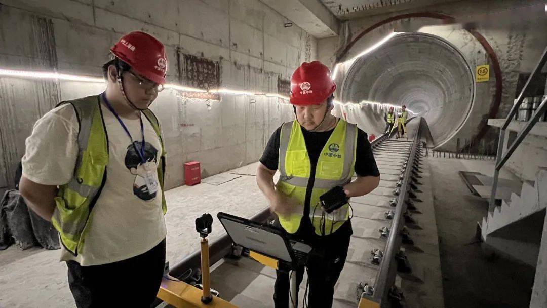 百人围观天津地铁4号线北段轨道工程获各路建筑大咖点赞！(图7)