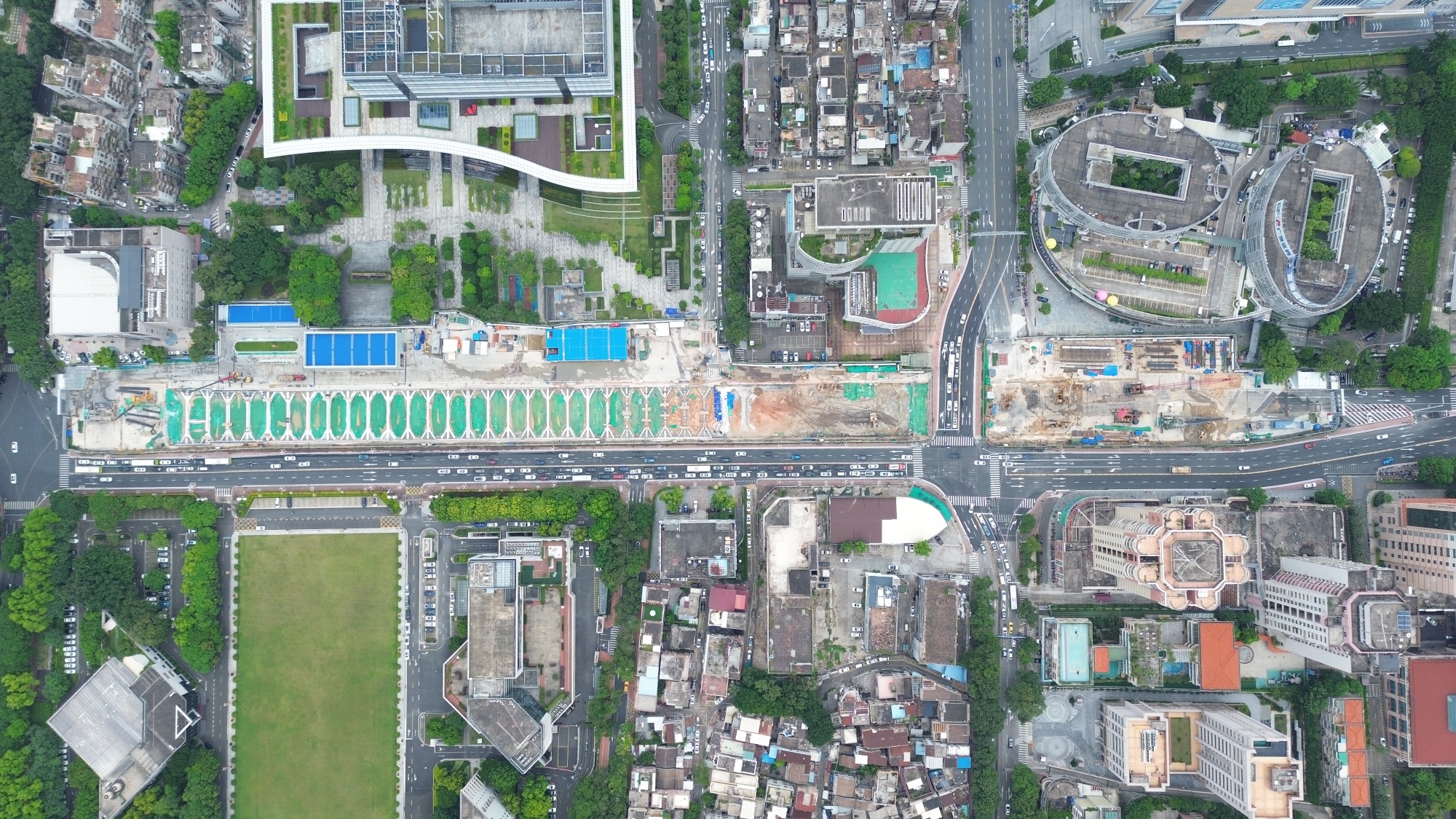 加速湾区轨道交通网络成形南中城际铁路中山兴中站188幅地下连续墙提前92天完工(图1)