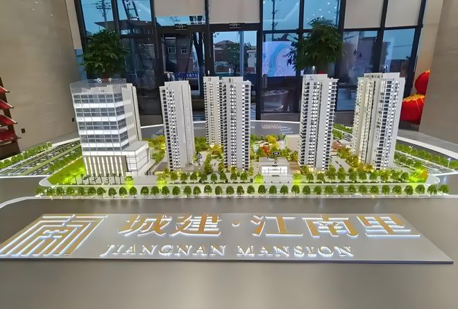 泉州城建一楼盘被诉：中庭绿化与沙盘存在差异、小区规划图纸变更！(图3)
