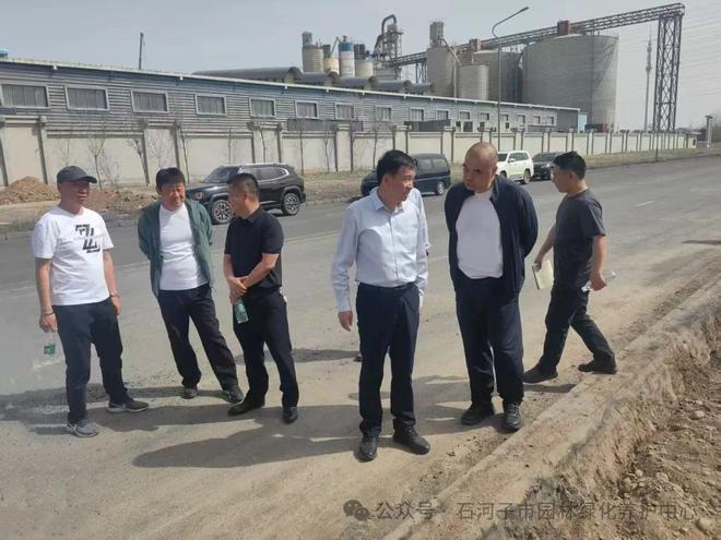 石河子市启动东外环路绿化升级工程打造城市生态景观长廊(图2)