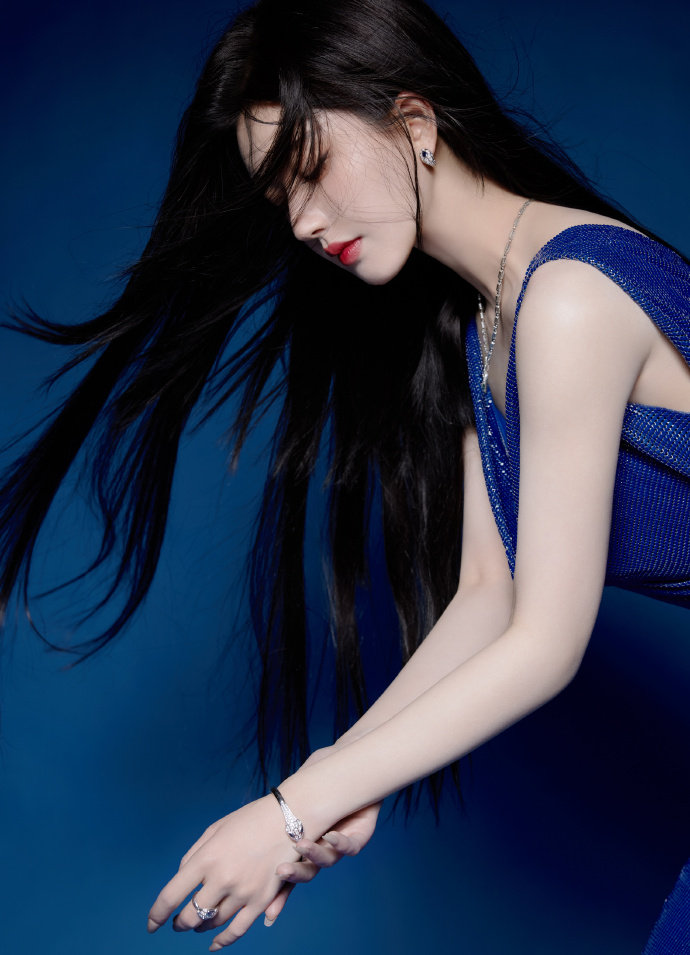 XNXX19日本老师V(图1)