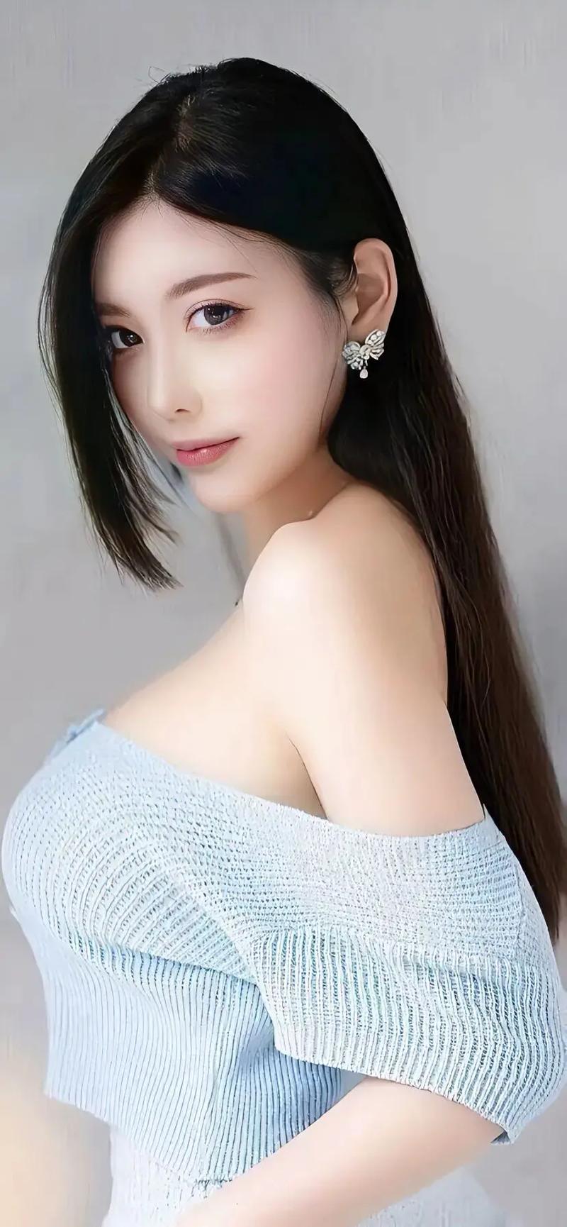 云缨腿渐欲液流txt的漫画(图1)